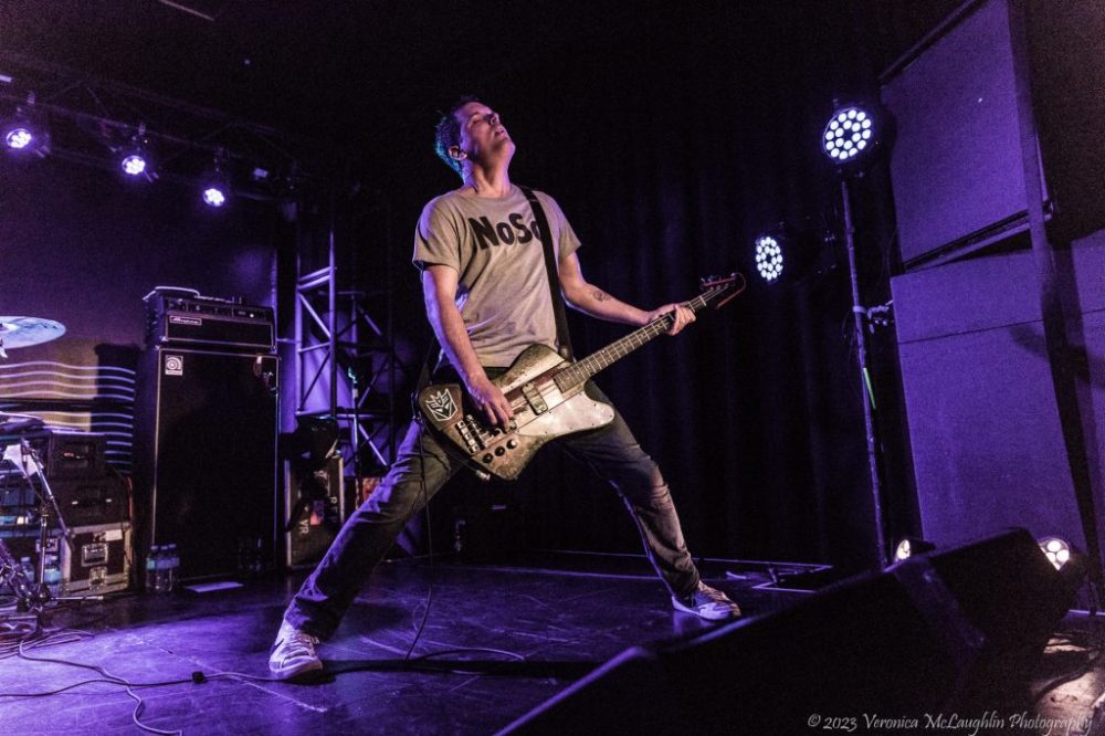 VM_Ash_TuningFork-9115