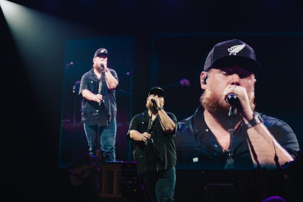 Luke Combs - Frontier 4 - by @oli.spencer