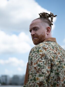 Newton Faulkner
