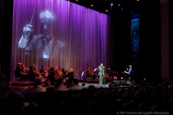 Yulia Performs Edith Piaf