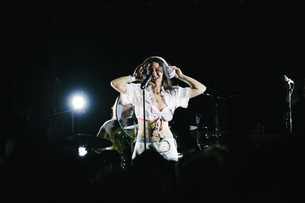 AA_Mallrat_TuningFork-9343