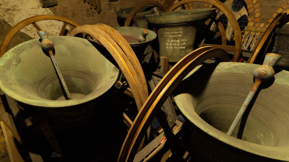 DEN_Banner_Bellringers