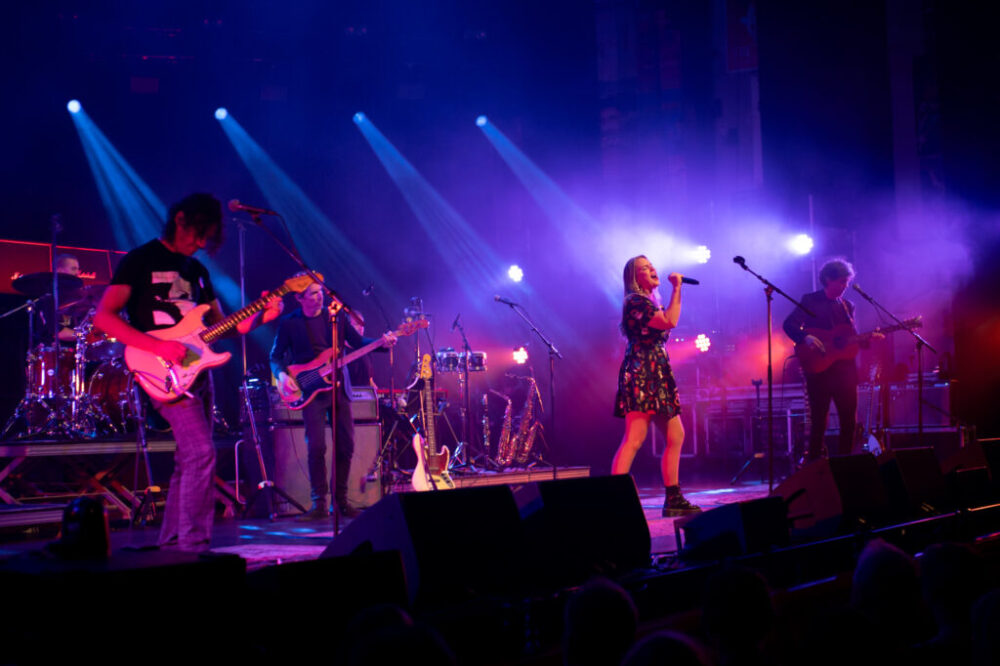 SH_ComeTogether (42)